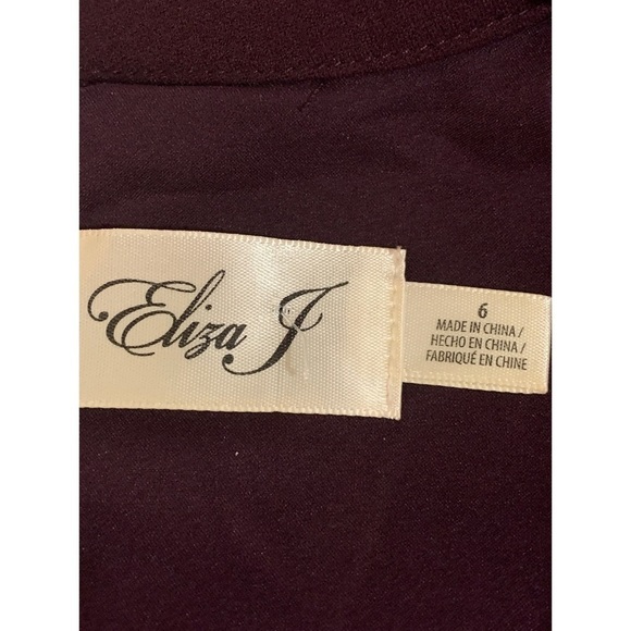 Eliza J. Bell Sleeves Halter V-Neck Knee Length Dress - Picture 5 of 8